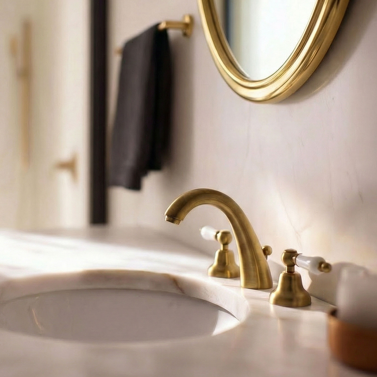 Mixing Metals: De kunst van het combineren in de badkamer